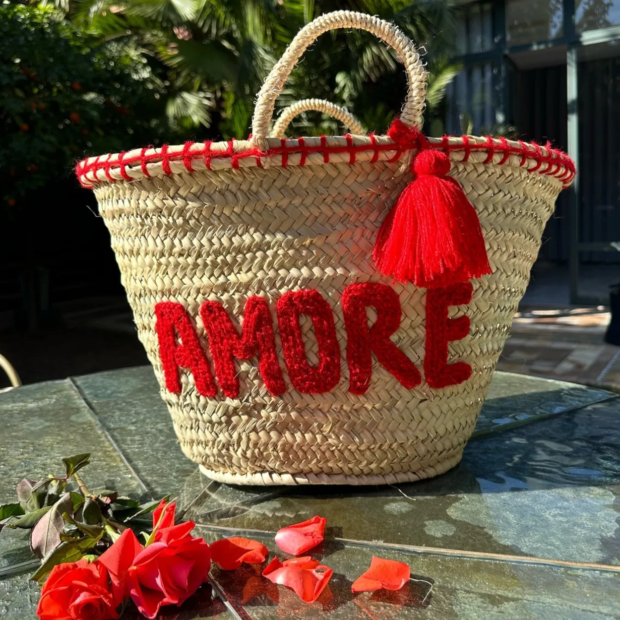 AMORE