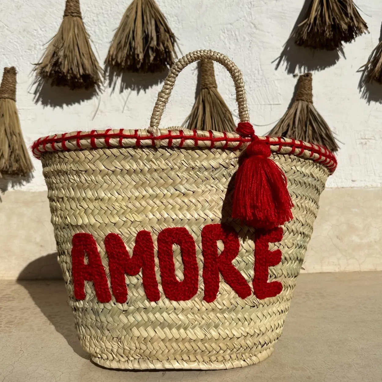 AMORE
