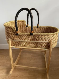 Baby Bolga Moses Basket - Isabis