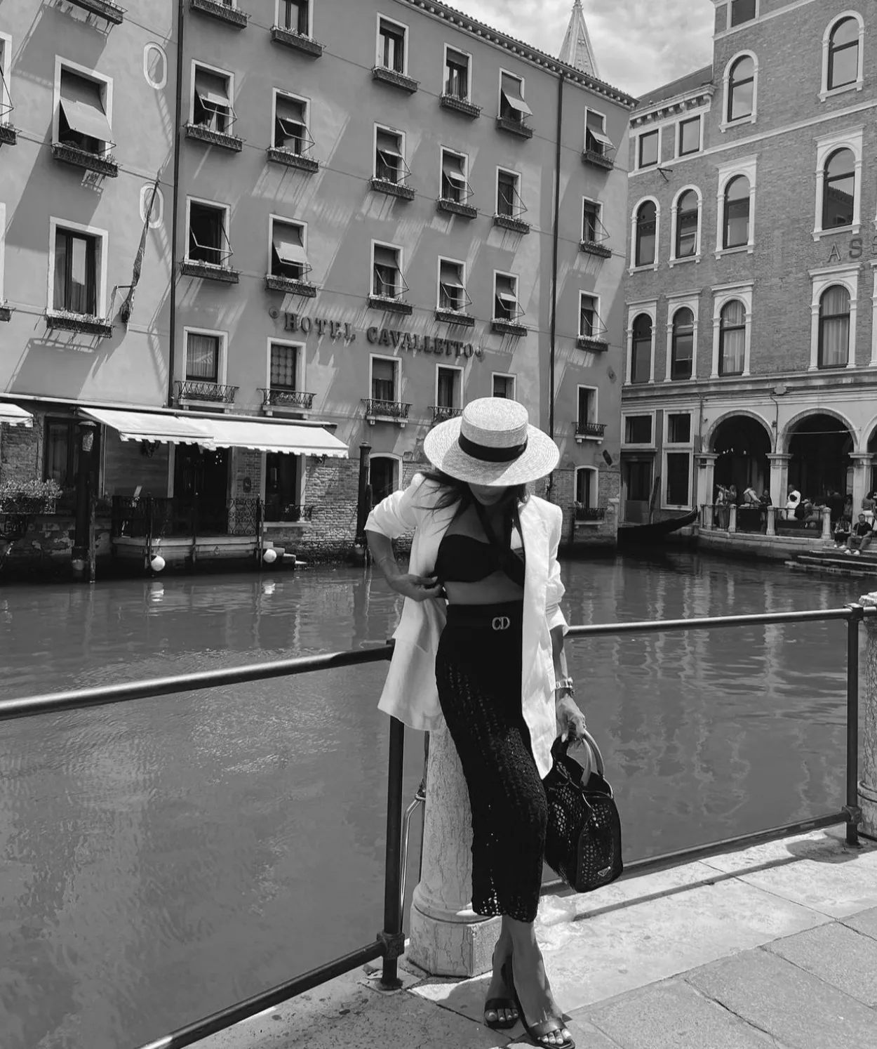 Bonita's Classic Boater - Black