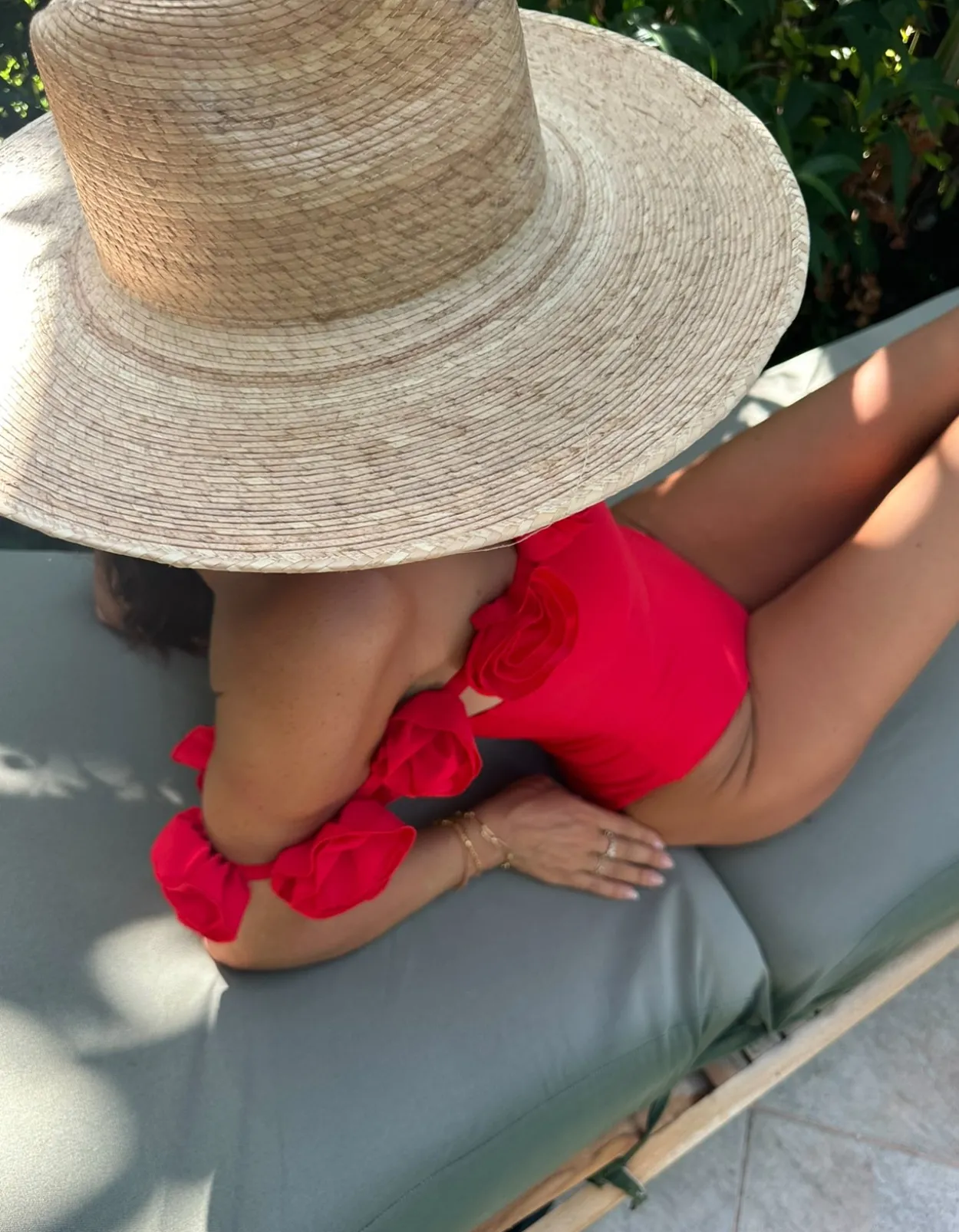 Bonita's Classic Wide Brim Palm Panama Hat