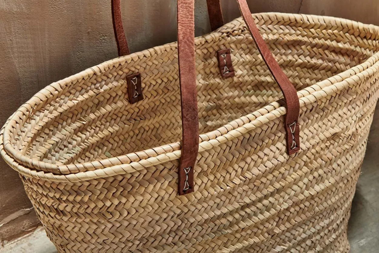 Bonita's Long Handle Basket
