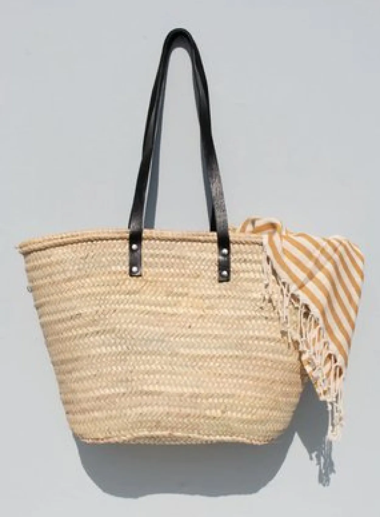 Bonita's Long Handle Basket