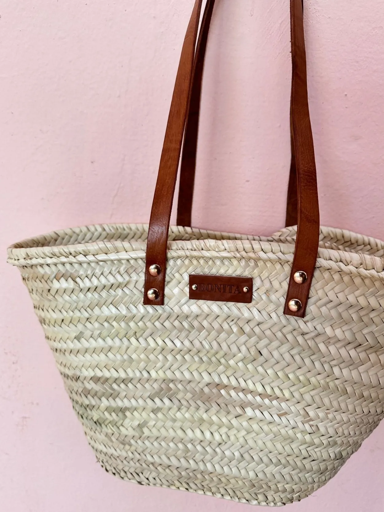 Bonita's Long Handle Basket