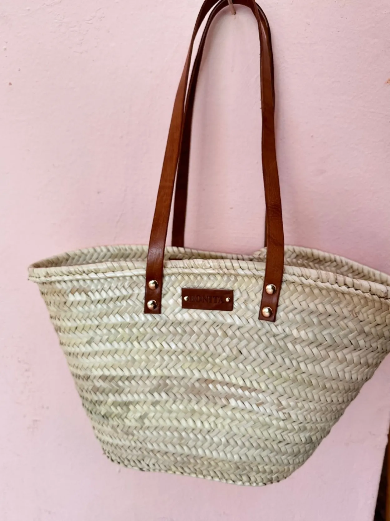 Bonita's Long Handle Basket