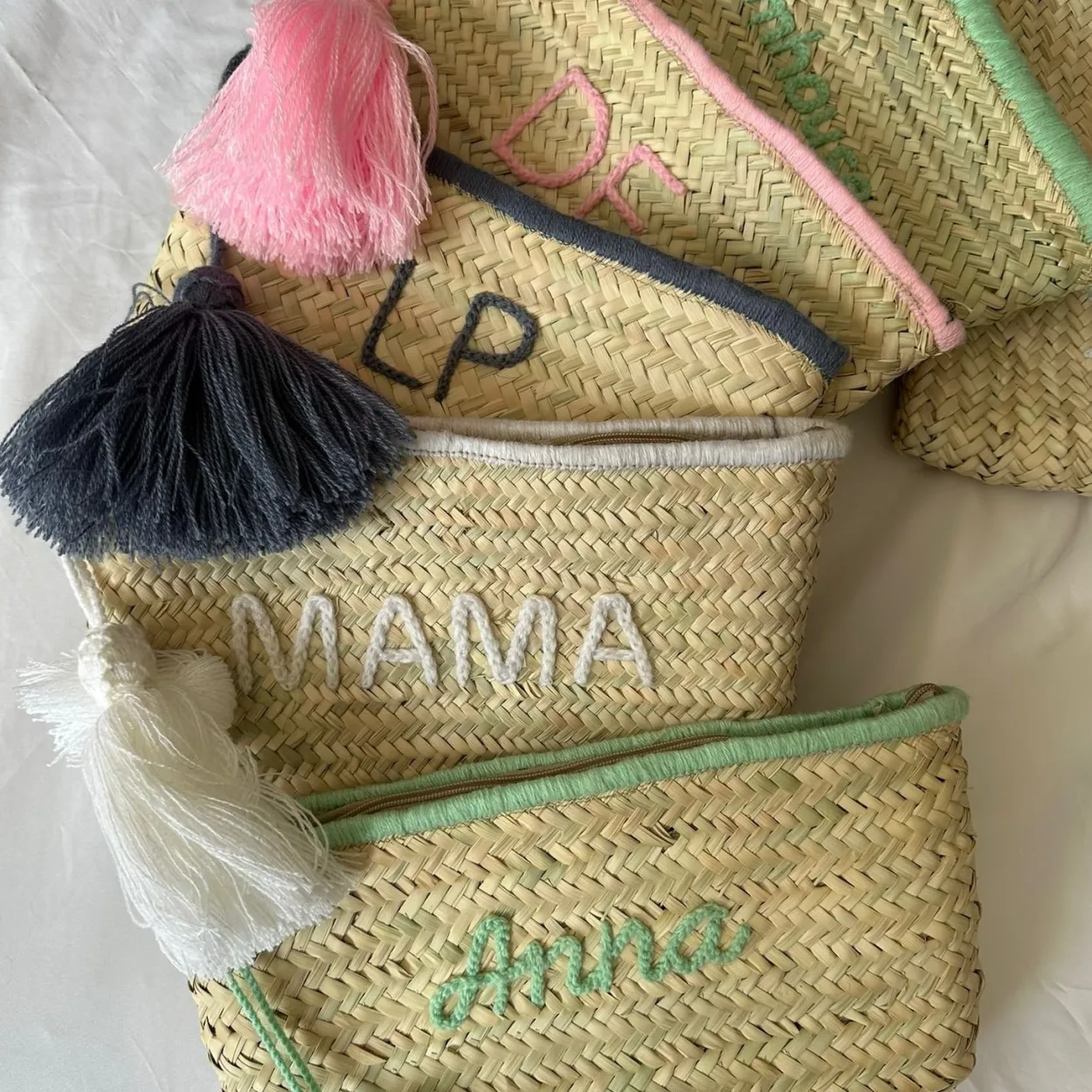 Bonita's Palm Leaf Clutch - Wool Embroidered