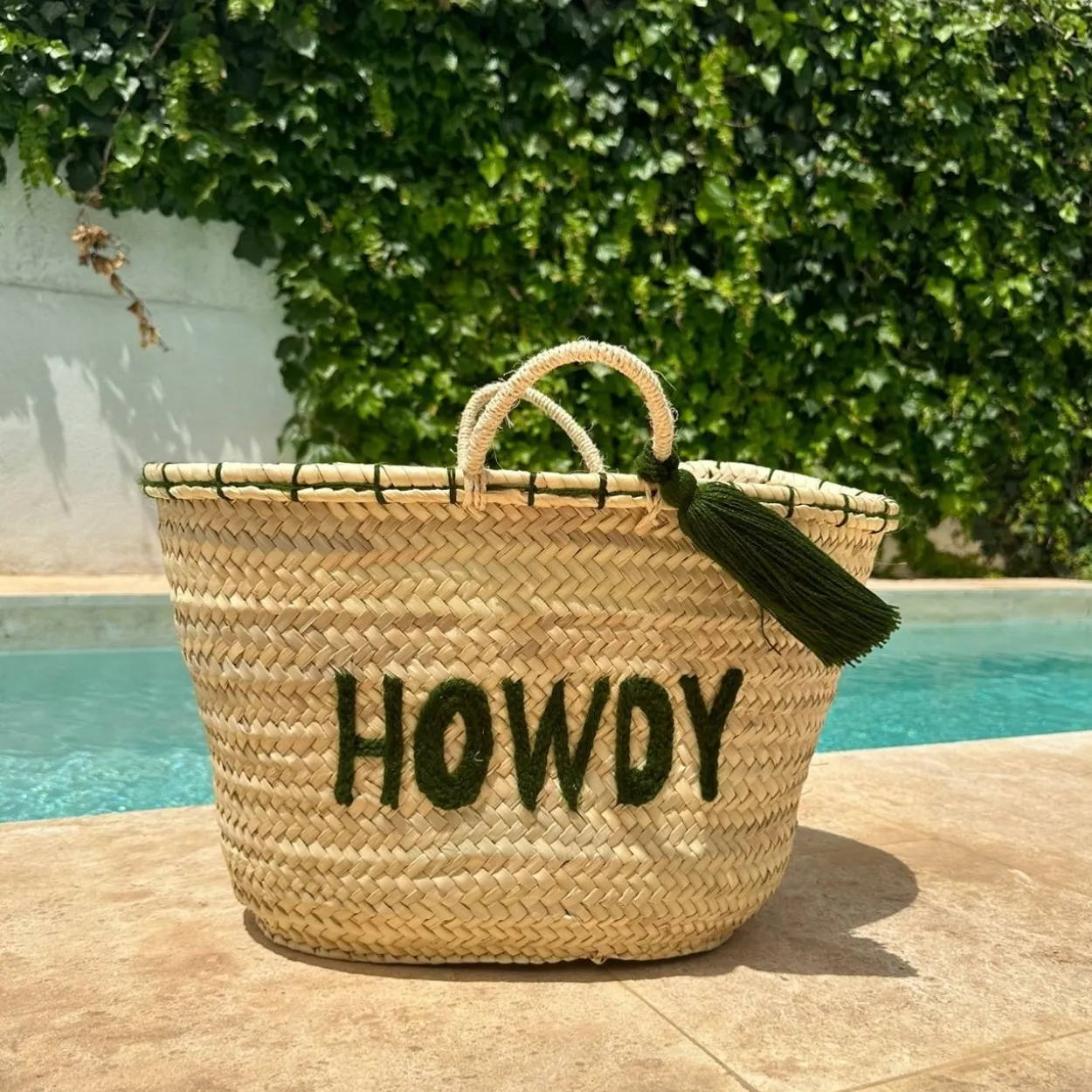 HOWDY!