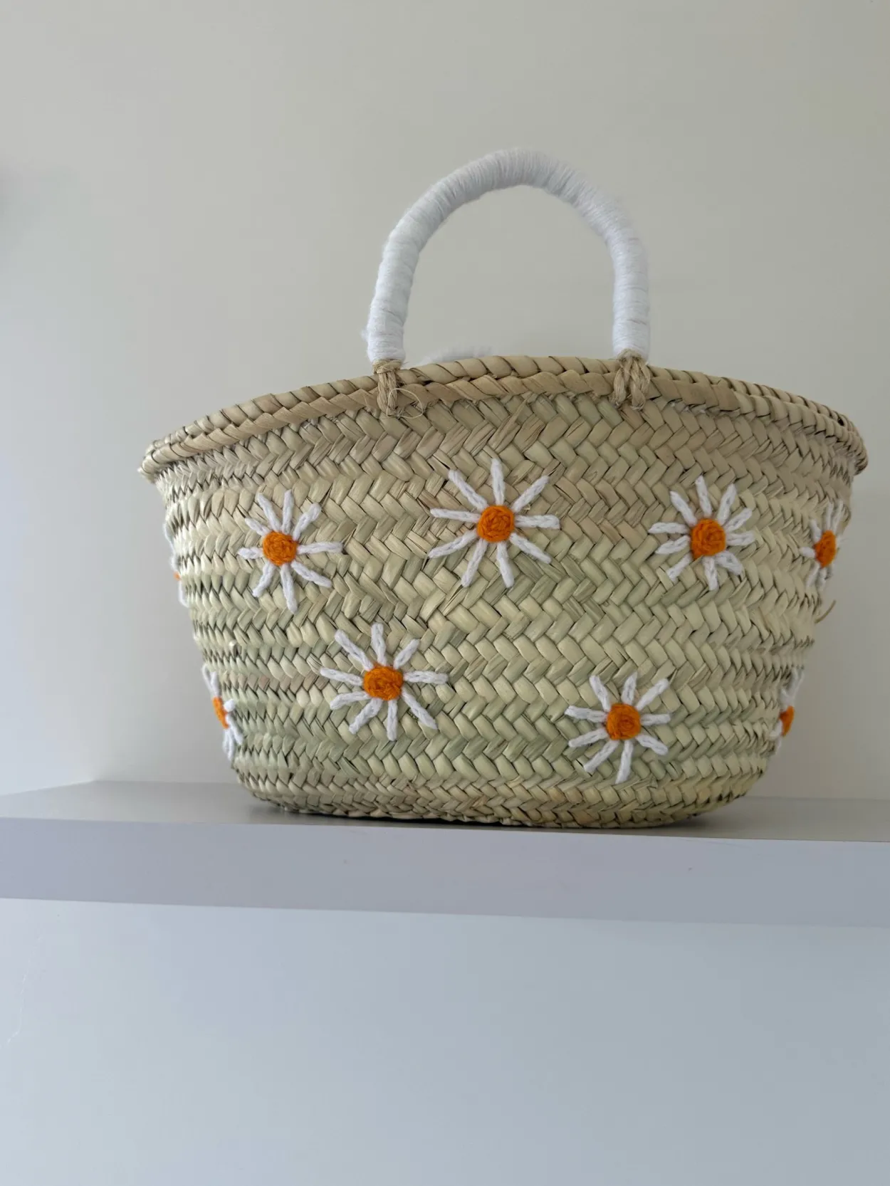 Medium Daisy Palm Basket