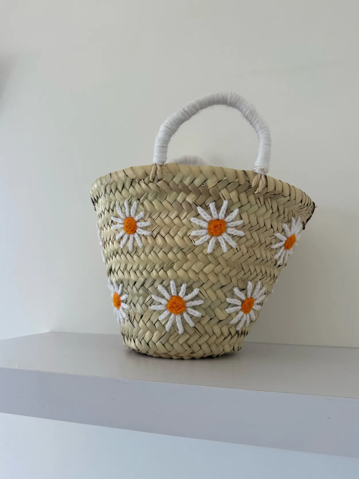 Mini Daisy Palm Basket