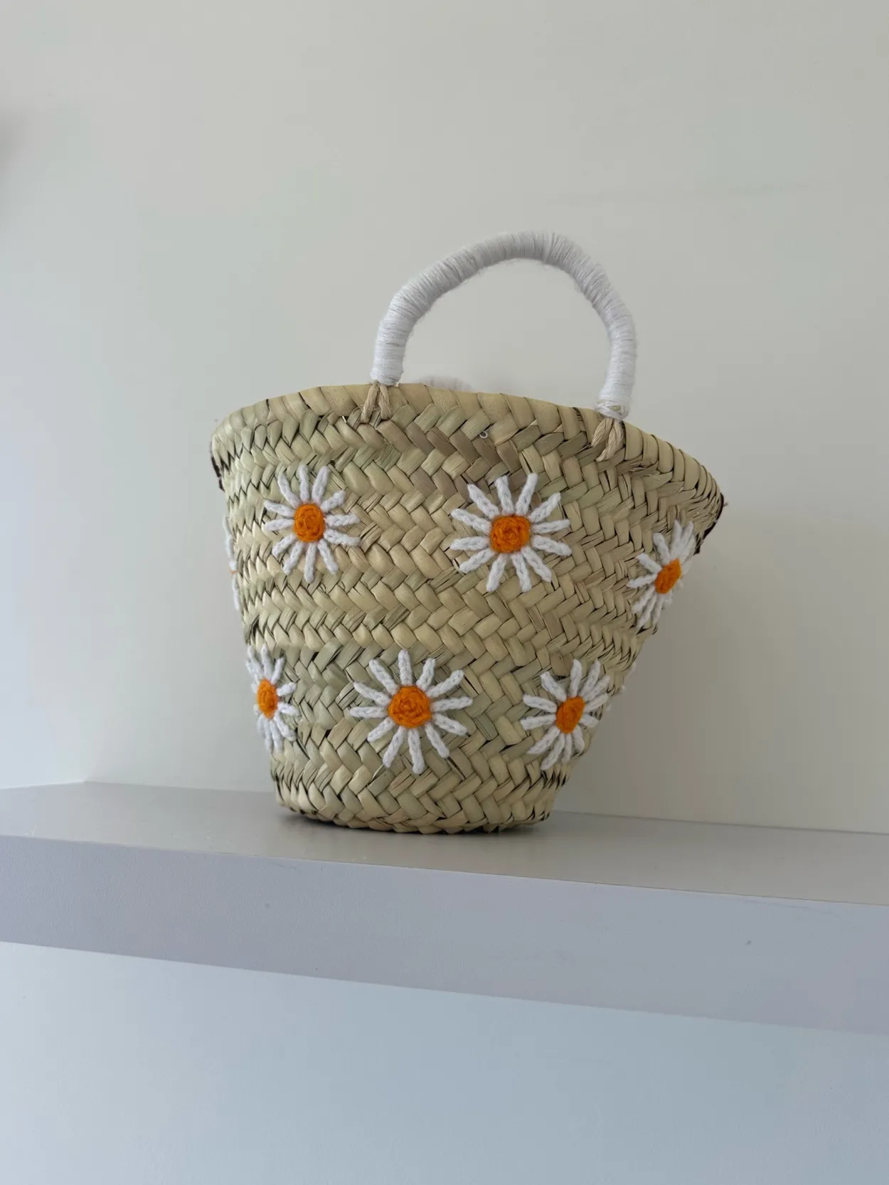 Mini Daisy Palm Basket