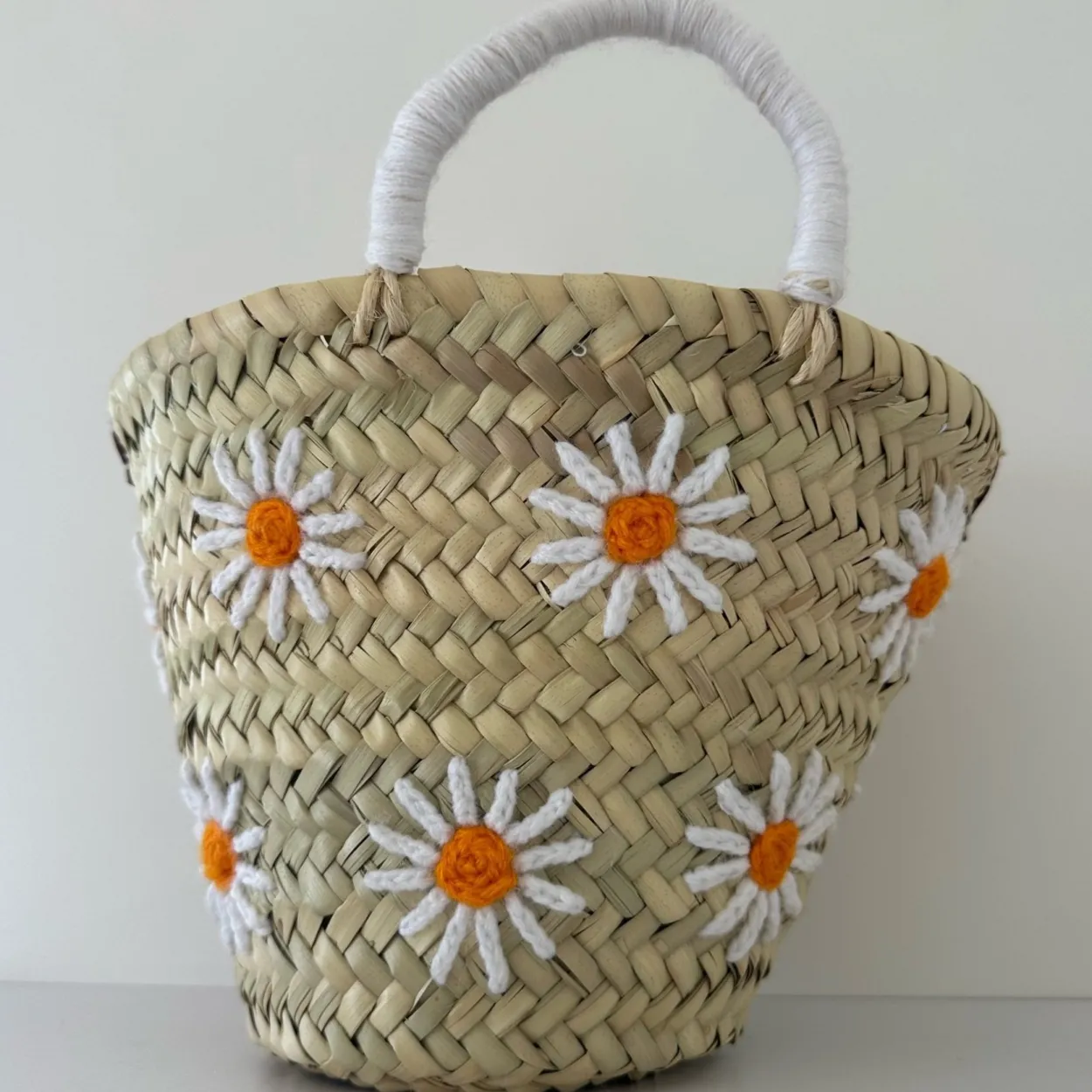 Mini Daisy Palm Basket