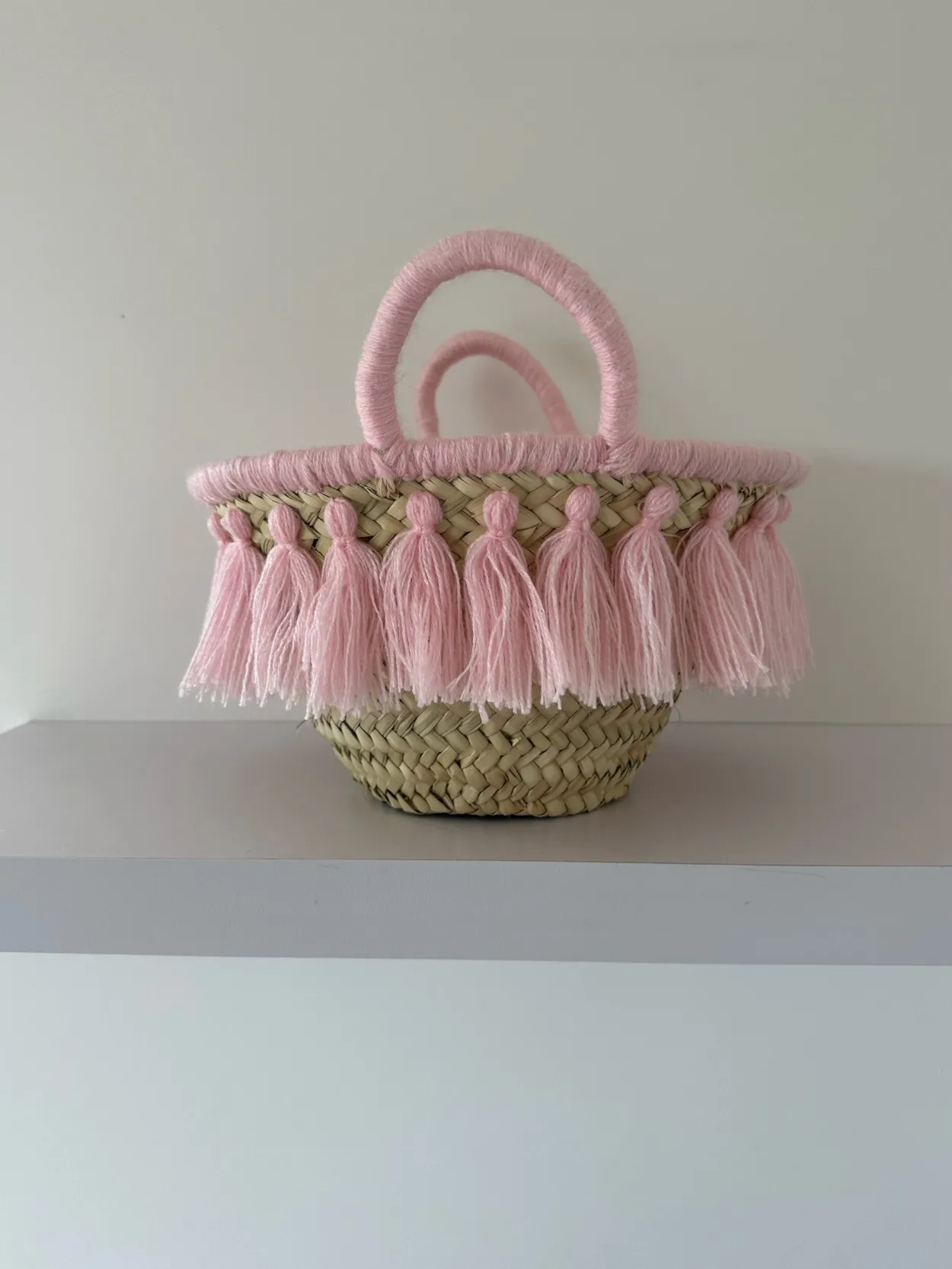 Mini Pink Tassel Palm Basket