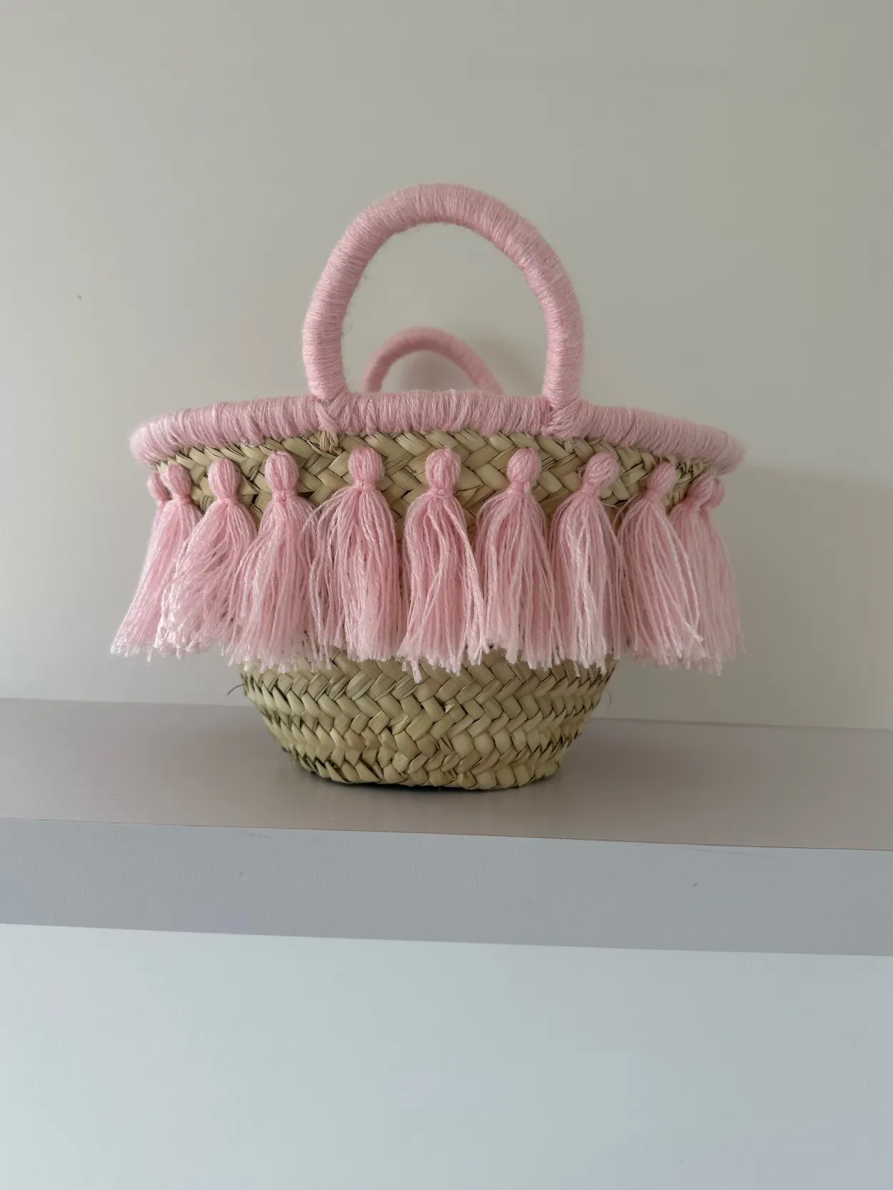 Mini Pink Tassel Palm Basket