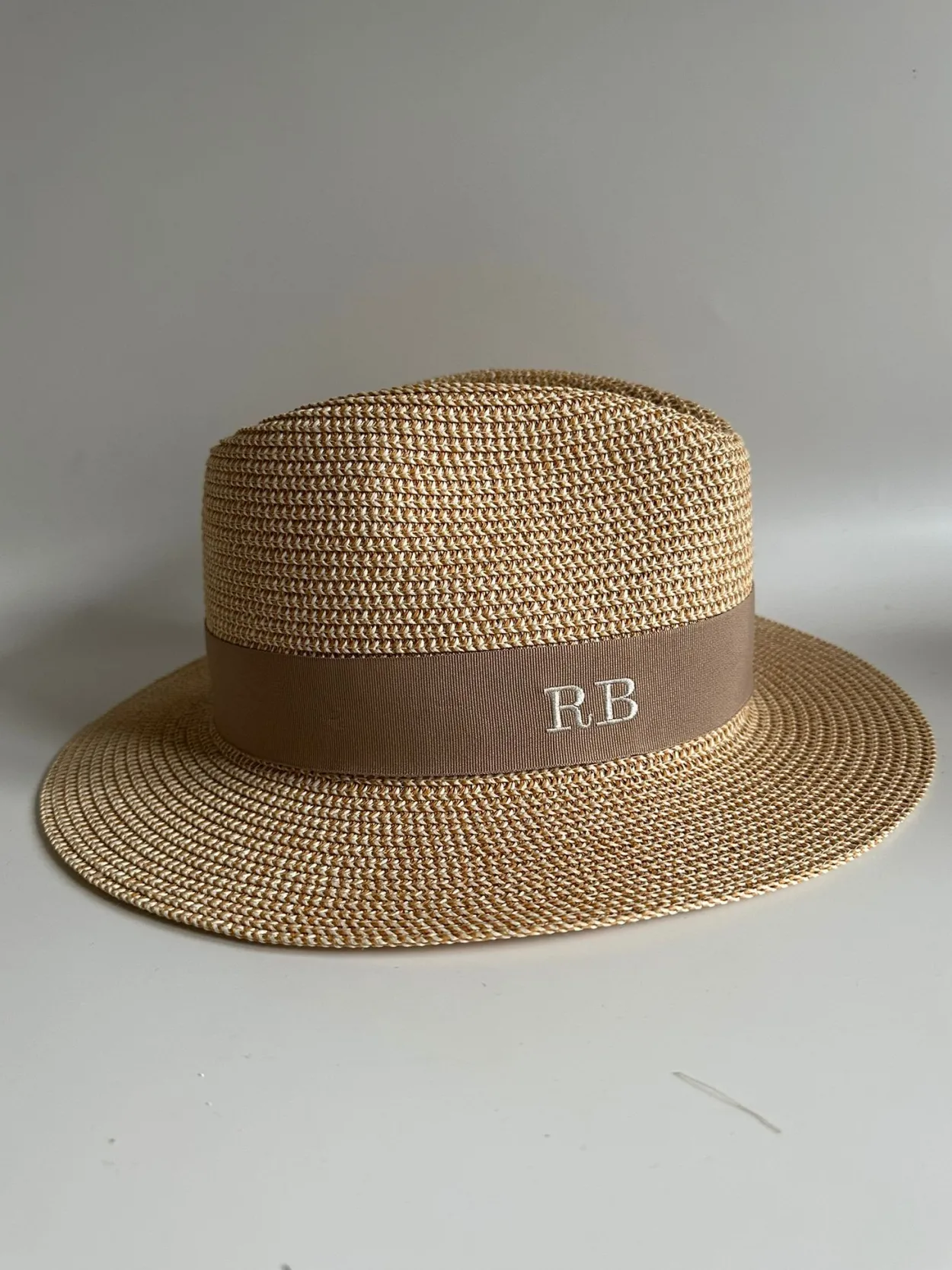 The Classic Fedora - Natural with Camel Band