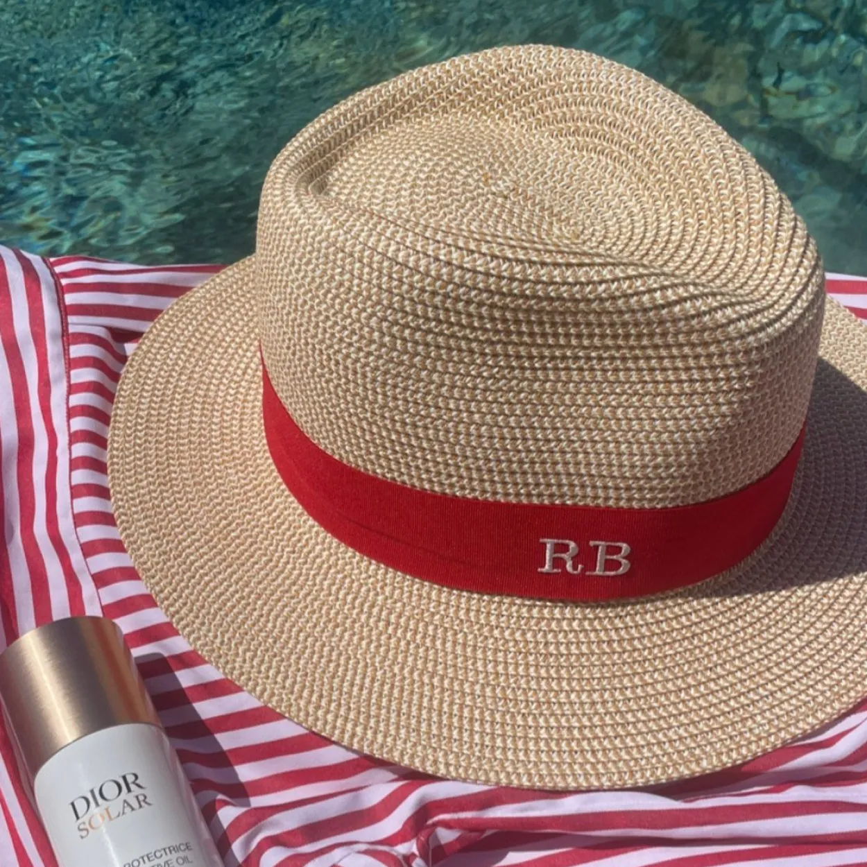 The Classic Fedora - Natural with Red Band