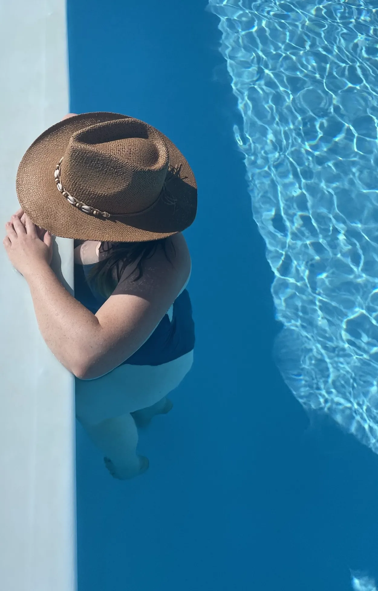 The cowboy hat with shell band