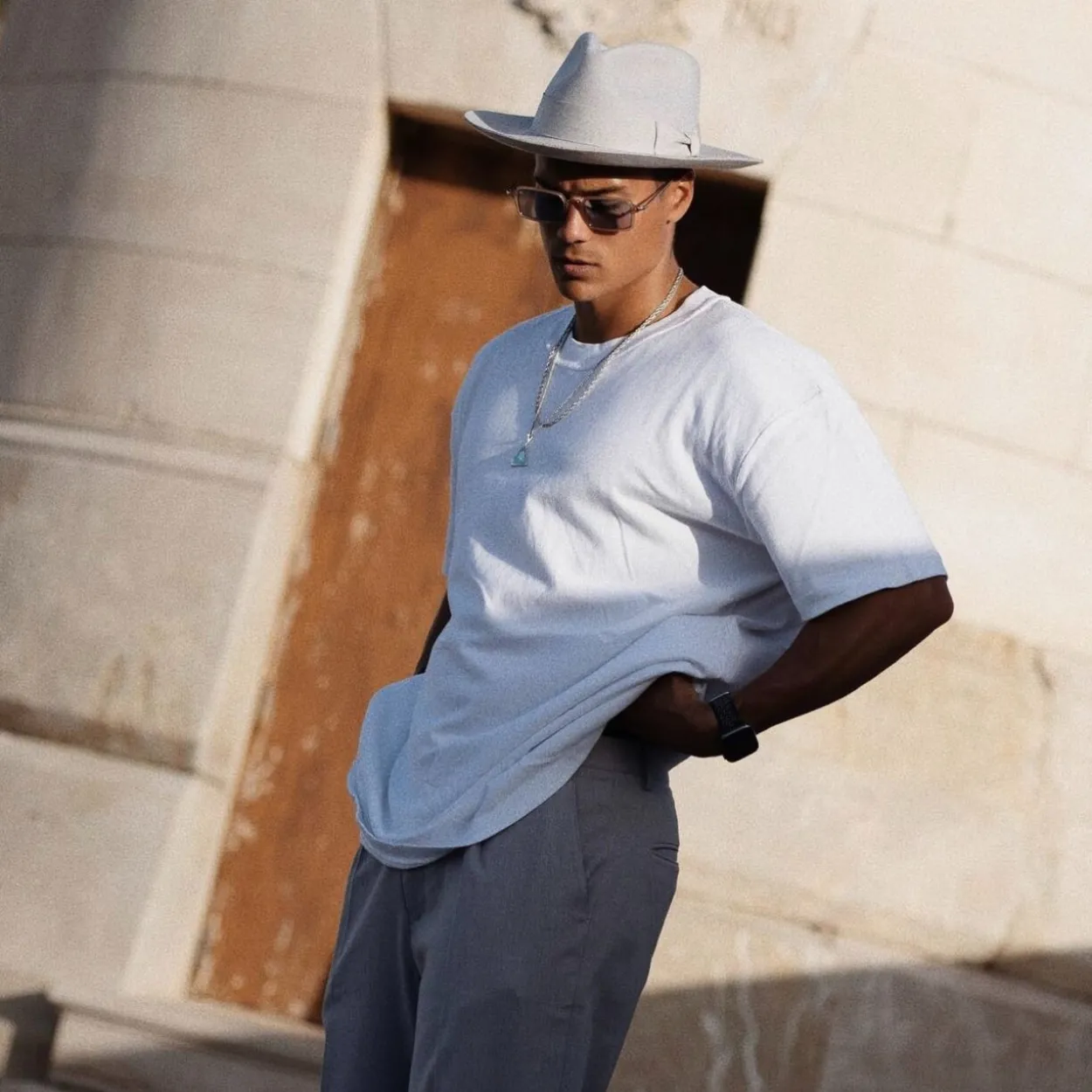 The Men's Stiff Brim Wool Fedora - Powder Grey