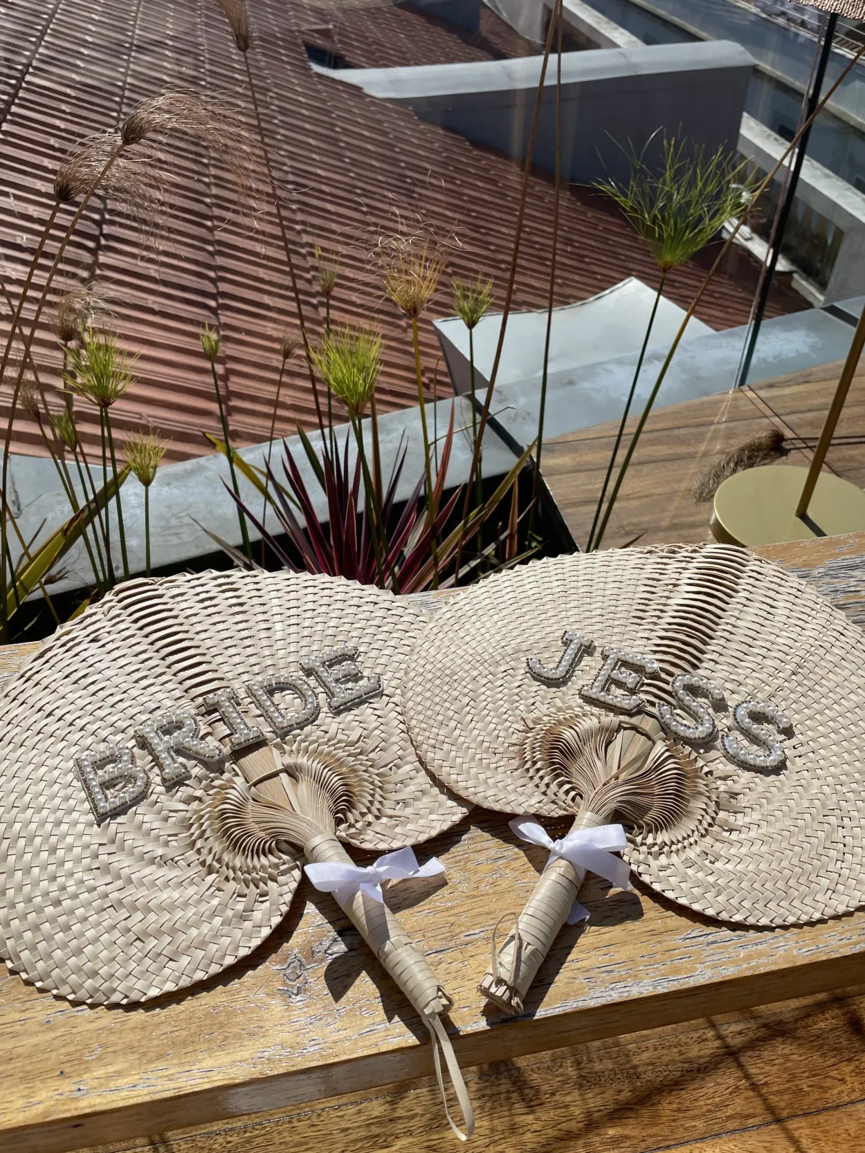 The Personalised Pearl Fan