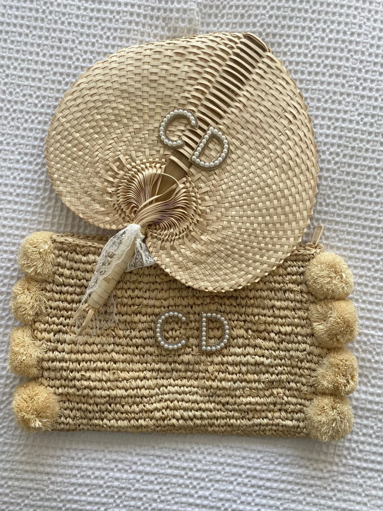 The Personalised Pearl Fan