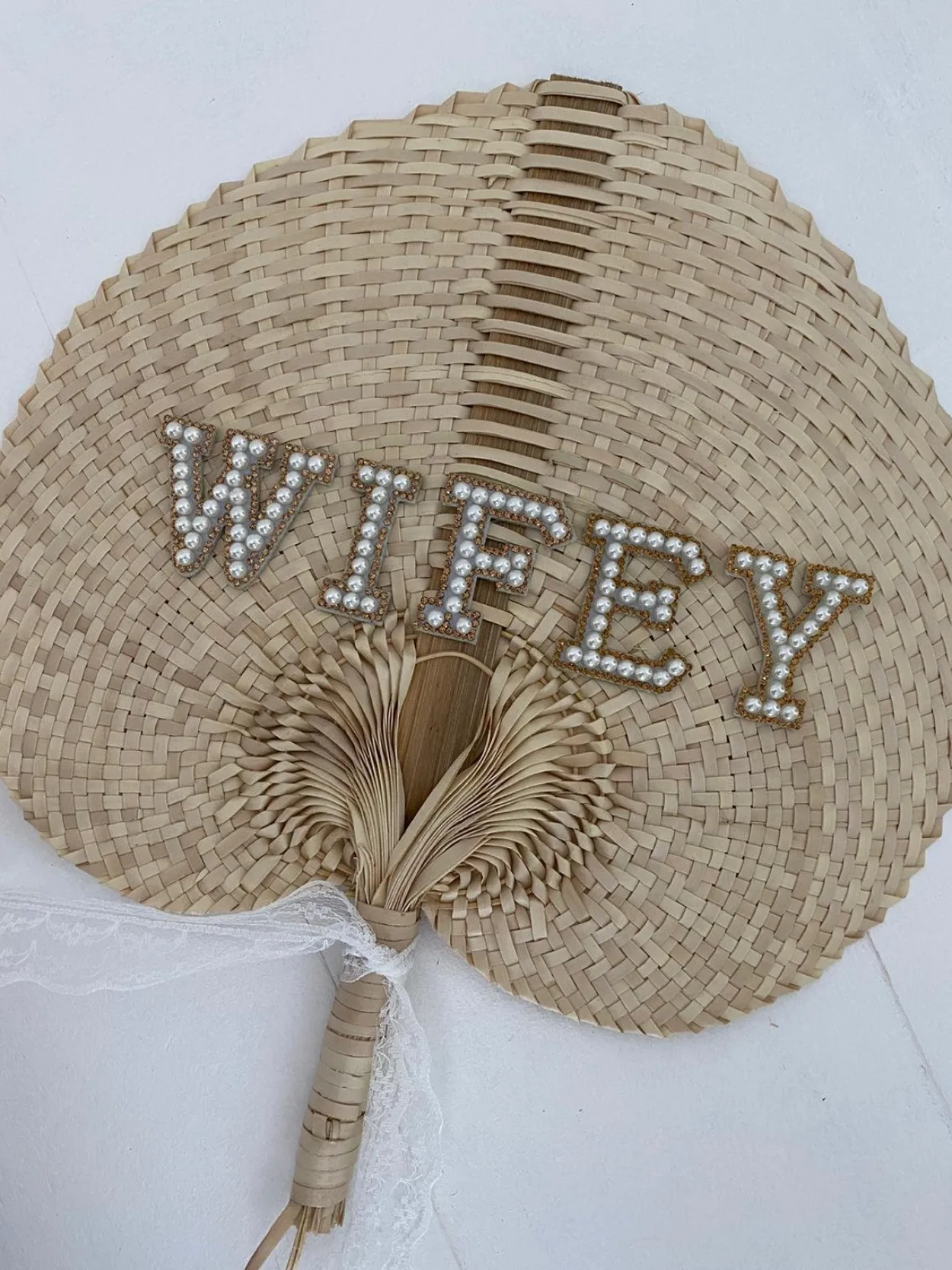 The Personalised Pearl Fan