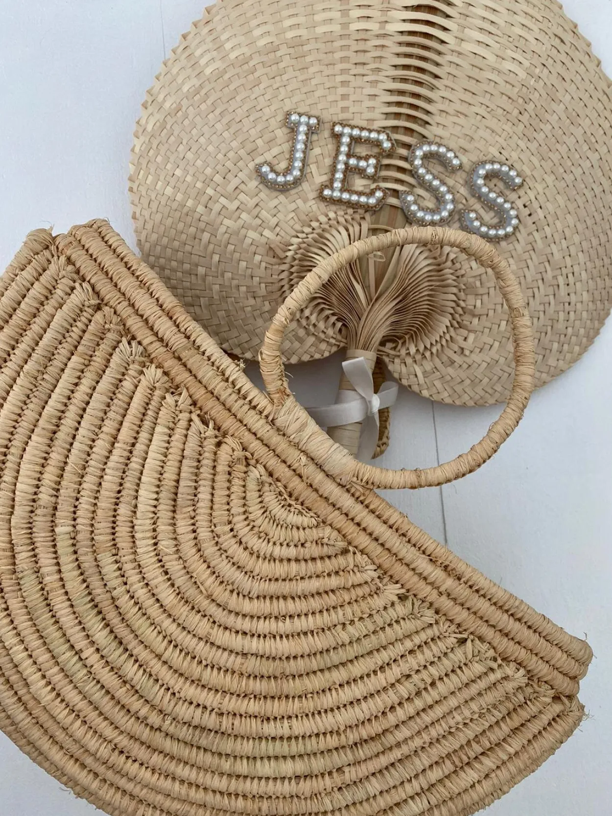 The Personalised Pearl Fan